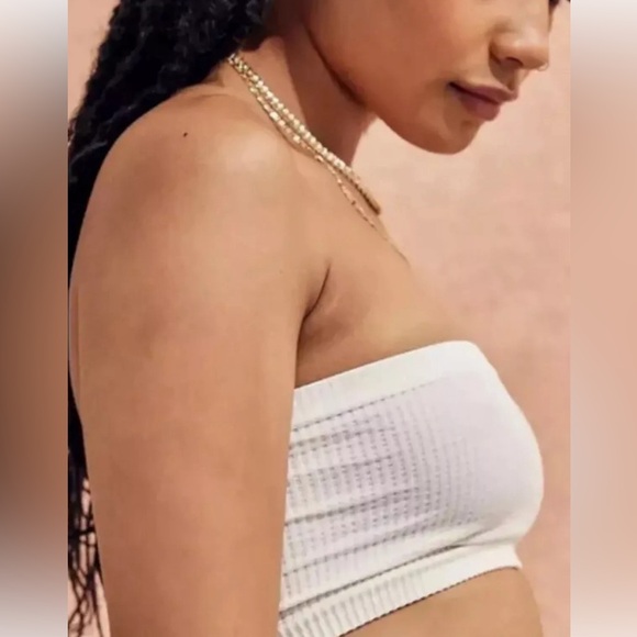 NWT ⚜️💚⚜️ Out from under bandeau mint color tube top size M/L - Picture 7 of 17